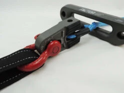 Factor55 Flatlink "E" -Outdoor Off Road Gear Shop FlatLink E with shackle and fairlead 1