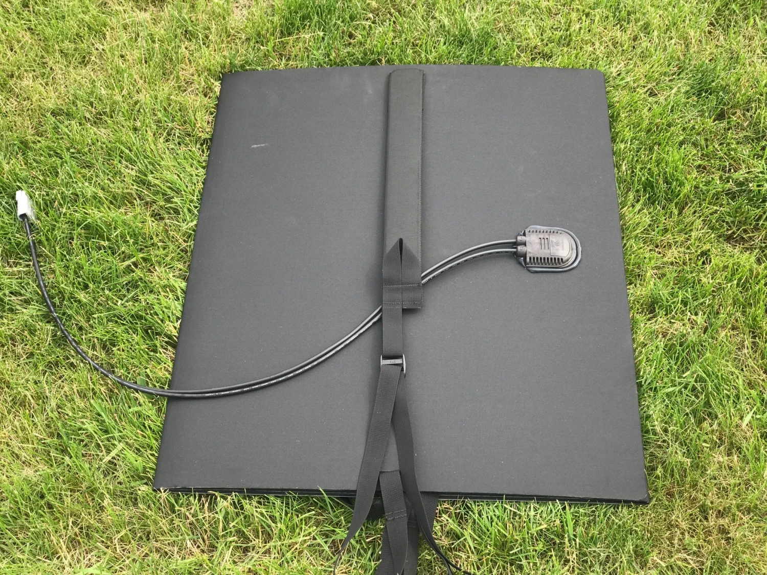 4thD 170 Watt Portable Solar Panel With Merlin Grid 5 4thD 170 Watt Portable Solar Panel With Merlin Grid - Image 3