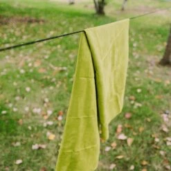 Gear Aid Quick Dry Microfiber Towel OD Green XL -Outdoor Off Road Gear Shop MicrofiberTowel Lifestyle 02